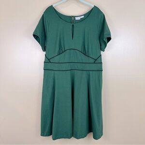 eShakti Custom Green with Black Trim Short Sleeve Knee Length Dress Large